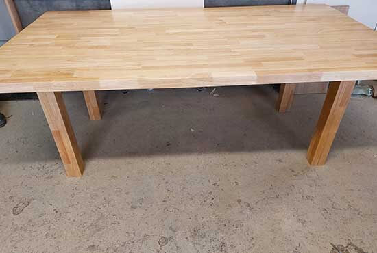 Table en bois